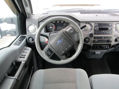 Used 2011 Ford F350 XLT w/ FX4 4X4 Off-Road Pkg image 13
