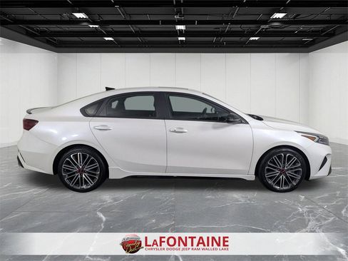 Used 2023 Kia Forte GT w/ GT2 Package image 6