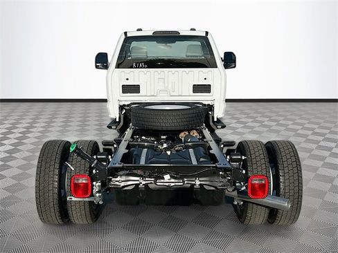 New 2026 Ford F550 4WD image 5