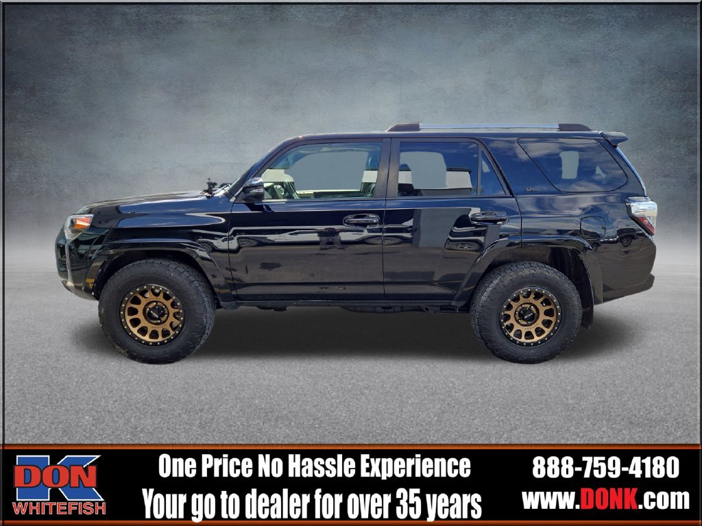 Used 2021 Toyota 4Runner SR5 Premium w/ Moonroof Package AWD/4WD image 5