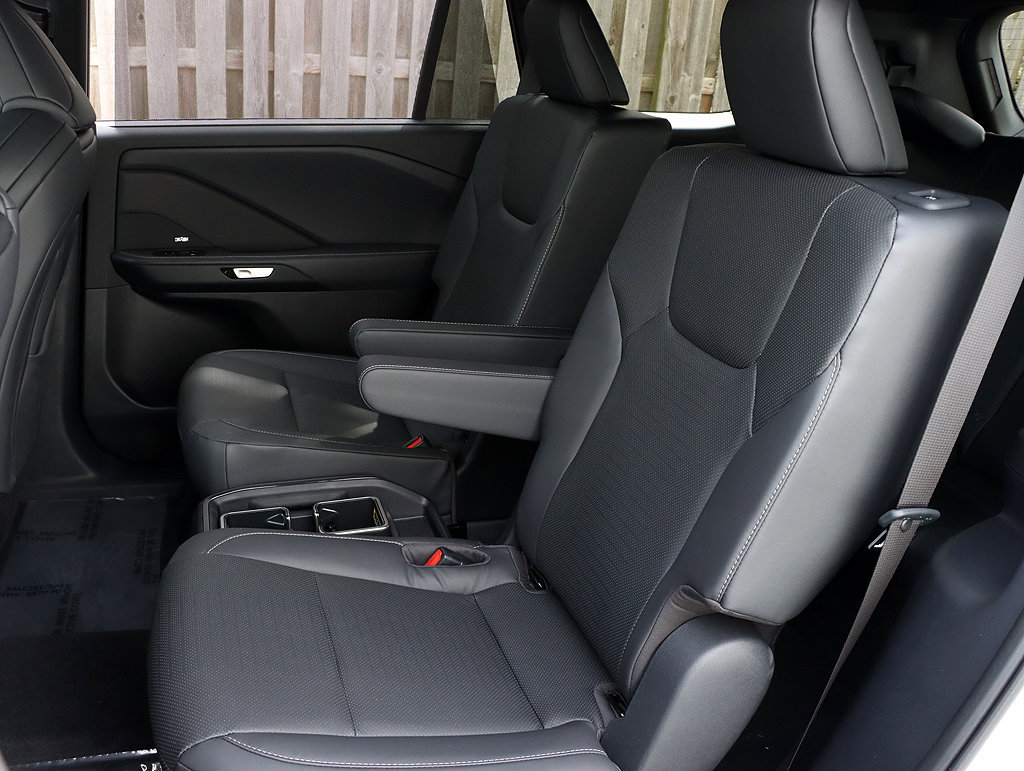 New 2026 Lexus TX 500h AWD w/ Technology Package image 14