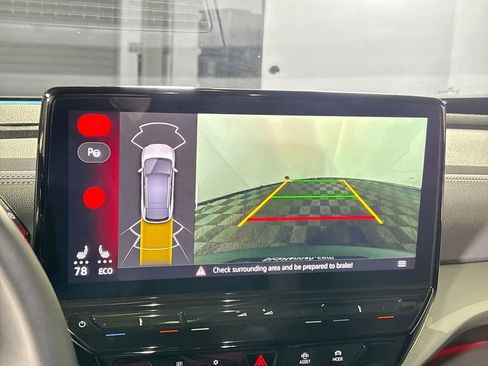 Certified 2023 Volkswagen ID.4 Pro S image 17