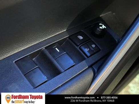 Certified 2025 Toyota Corolla Cross XLE AWD/4WD image 18