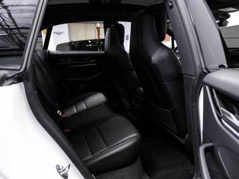 Used 2024 Porsche Macan 4 Electric AWD/4WD image 37