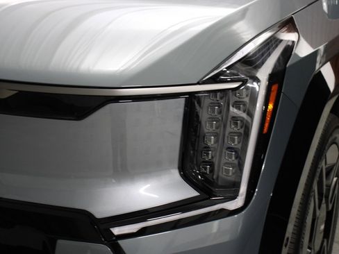 Used 2024 Kia EV9 GT-Line image 4