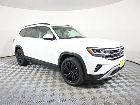 Used 2022 Volkswagen Atlas SE AWD/4WD image 9