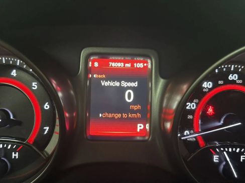 Used 2019 Dodge Journey Crossroad FWD image 11