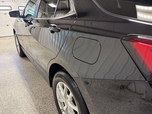 Used 2023 Chevrolet Equinox LT image 35