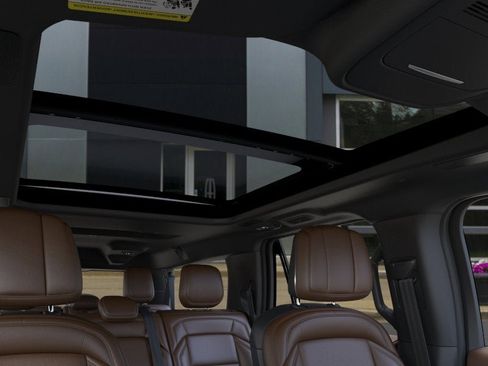 New 2026 Lincoln Navigator L Reserve AWD/4WD image 22