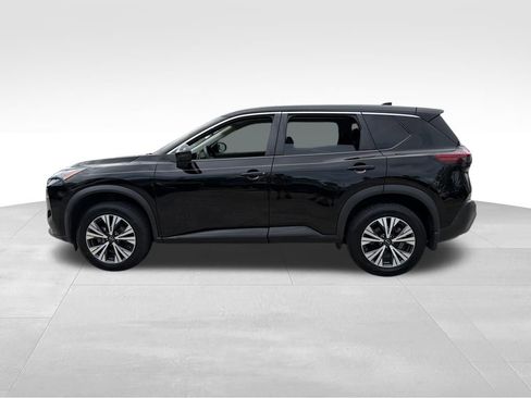 Used 2022 Nissan Rogue SV image 4