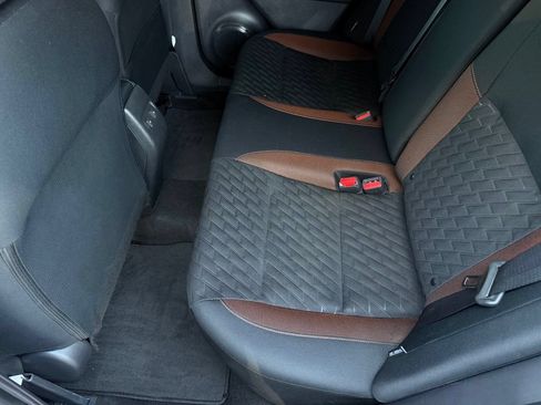 Used 2023 Nissan Kicks SR FWD image 11