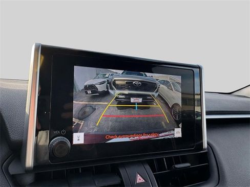 Certified 2023 Toyota RAV4 LE image 33