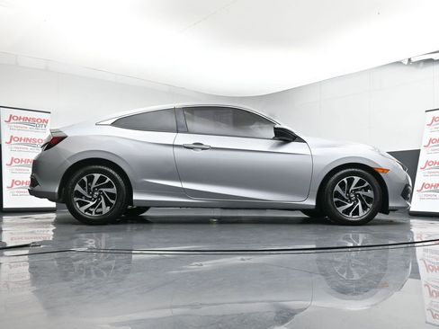 Used 2018 Honda Civic LX image 39