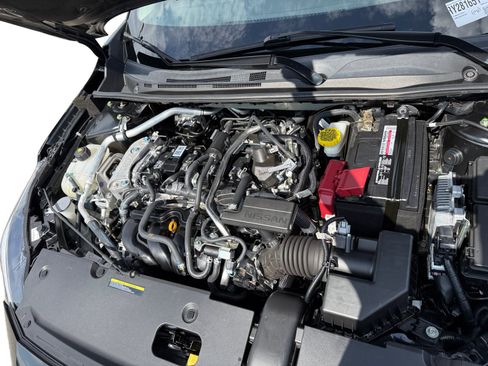 Used 2024 Nissan Sentra SV FWD image 13