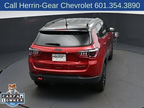 Used 2025 Jeep Compass Trailhawk AWD/4WD image 35