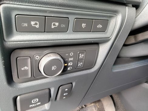 Used 2022 Ford F150 XLT w/ Equipment Group 302A High image 17