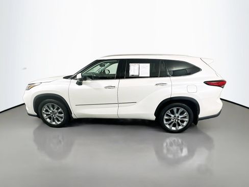 Used 2020 Toyota Highlander Limited AWD/4WD image 4