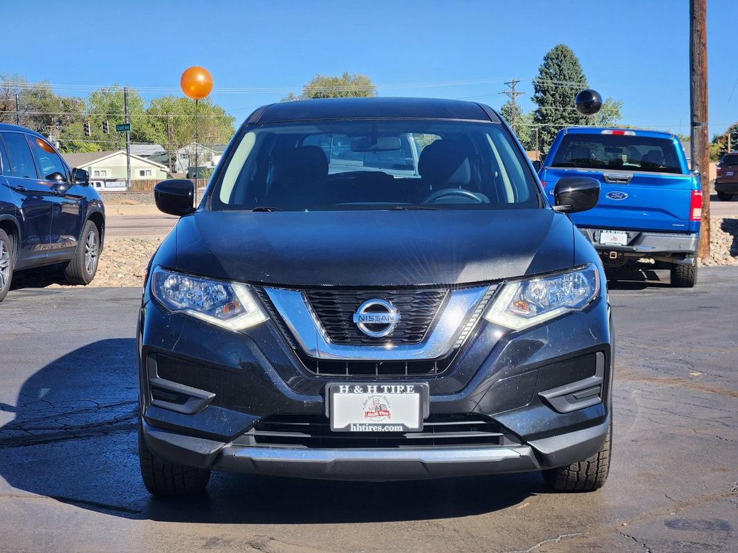 Used 2017 Nissan Rogue S AWD/4WD image 4