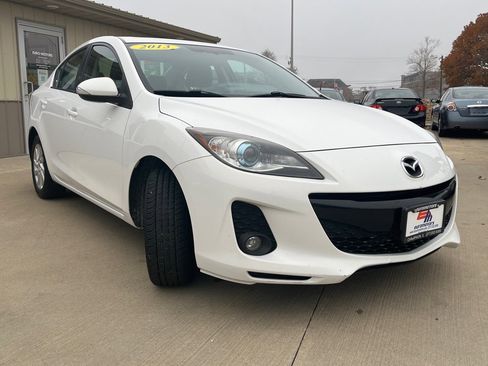 Used 2013 MAZDA MAZDA3 i Grand Touring image 3