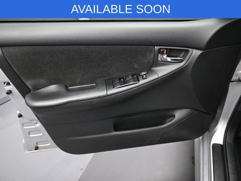 Used 2006 Toyota Corolla S image 10