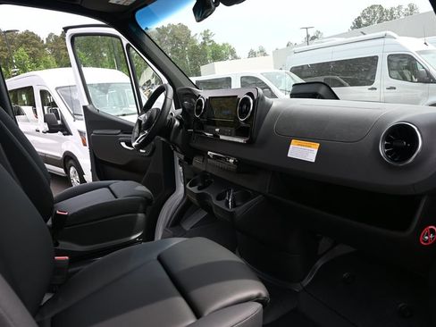 Used 2026 Mercedes-Benz Sprinter 3500 image 20