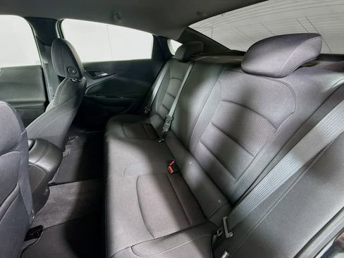 Used 2021 Chevrolet Malibu LS FWD image 24