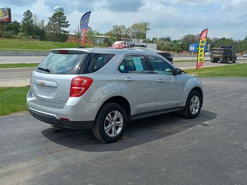 Used 2016 Chevrolet Equinox LS image 5
