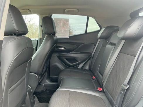 Used 2021 Buick Encore Preferred image 31
