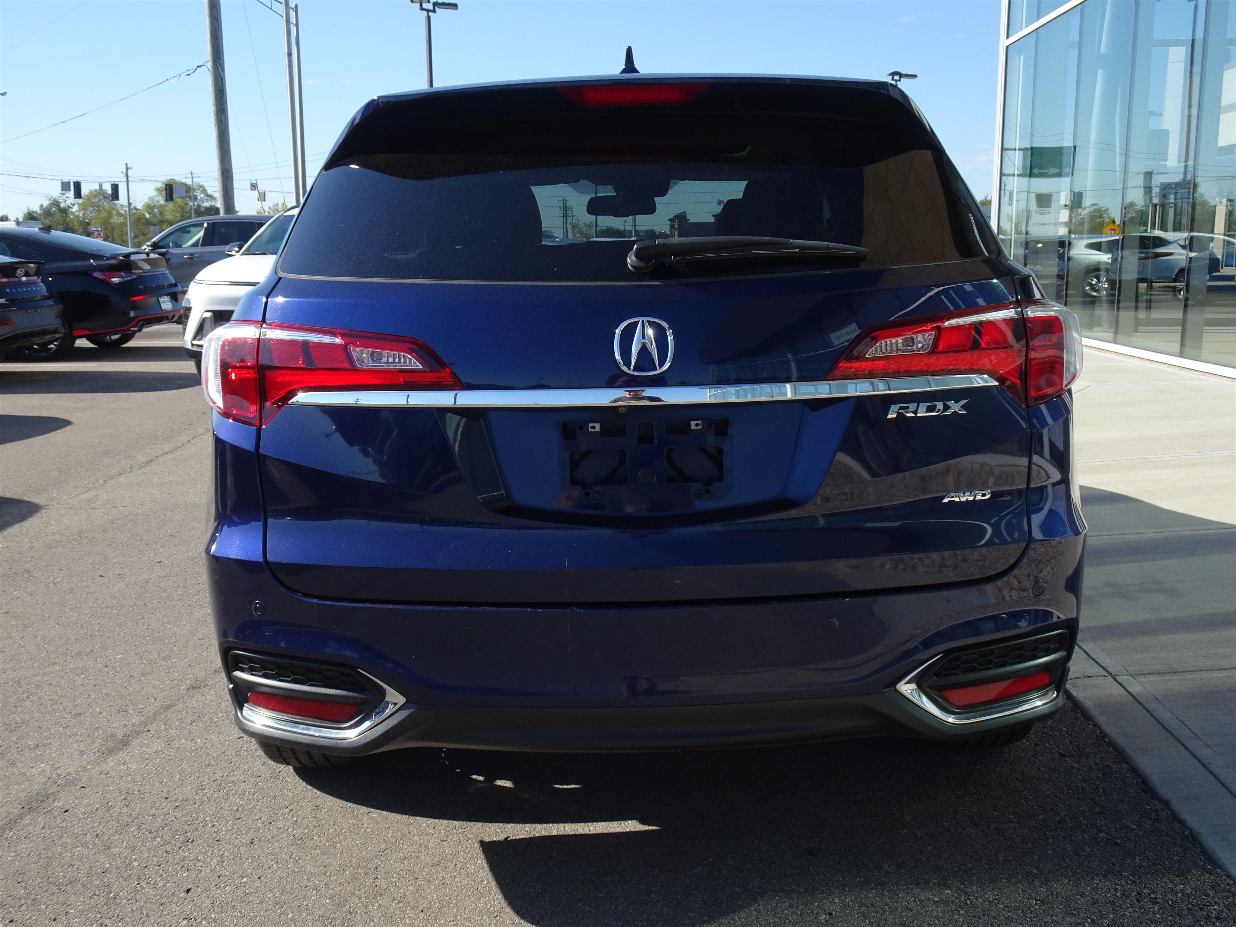 Used 2018 Acura RDX w/ Advance Package AWD/4WD image 4