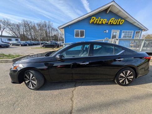 Used 2019 Nissan Altima 2.5 SL image 3