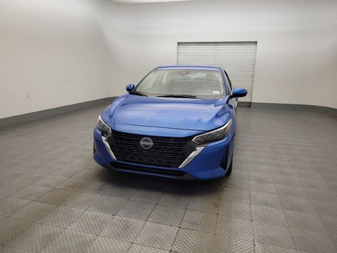 Used 2024 Nissan Sentra SV FWD image 15