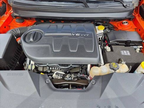Used 2021 Jeep Cherokee Trailhawk w/ Trailer Tow Group AWD/4WD image 21