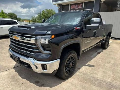 Used 2024 Chevrolet Silverado 2500 LTZ w/ LTZ Plus Package AWD/4WD image 1