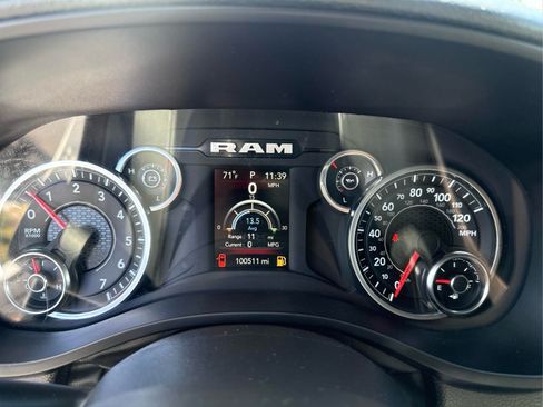 Used 2024 RAM 1500 Big Horn AWD/4WD image 31