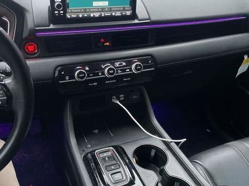 Used 2023 Honda Pilot EX-L image 9