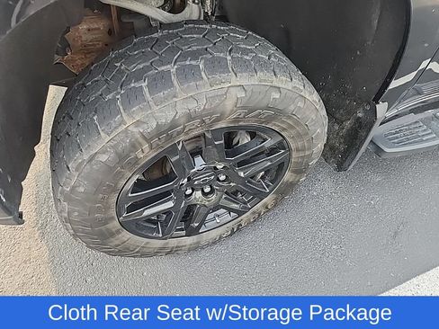 Used 2022 Chevrolet Silverado 1500 LT Trail Boss w/ Convenience Package II AWD/4WD image 10