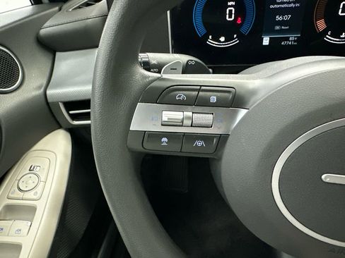 Used 2025 Hyundai Sonata SEL FWD image 24