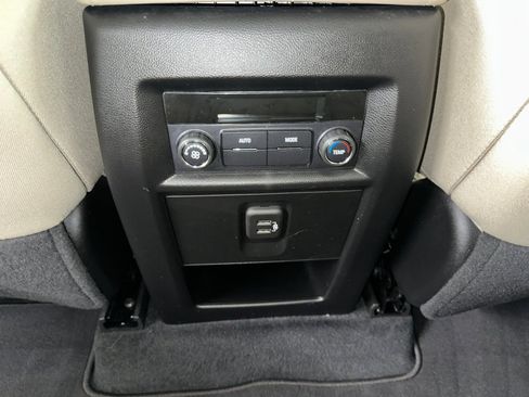 Certified 2023 Chevrolet Traverse LS image 18