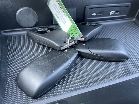 Used 2019 Mercedes-Benz Sprinter 2500 image 35