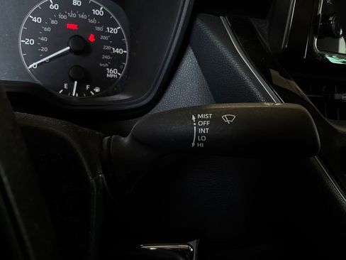 Used 2025 Toyota Corolla LE FWD image 32