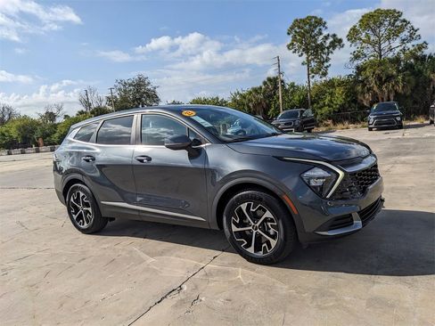 Certified 2023 Kia Sportage EX image 2