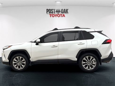 Used 2024 Toyota RAV4 Limited w/ Advanced Technology Package image 4