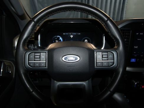 Used 2023 Ford F150 Lightning XLT image 11