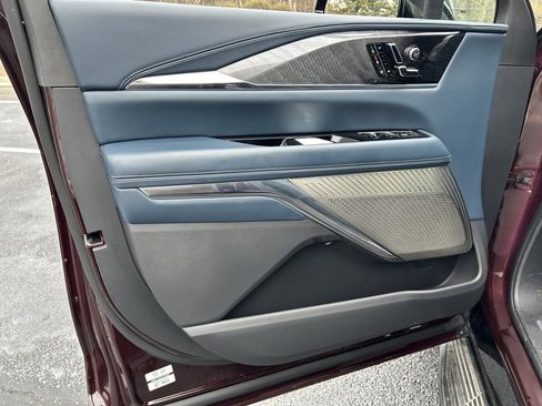 Used 2025 Cadillac Escalade IQ Luxury 2 w/ LPO, Premium Carpet Package image 64