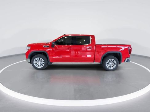 Used 2022 GMC Sierra 1500 SLE w/ Preferred Package image 5