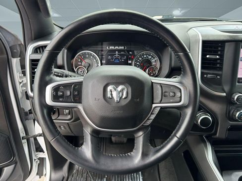 Used 2022 RAM 1500 Big Horn AWD/4WD image 16