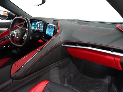 Used 2024 Chevrolet Corvette Stingray Premium Cpe w/ Z51 Performance Package RWD image 13