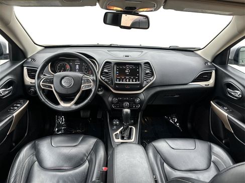 Used 2017 Jeep Cherokee High Altitude image 24