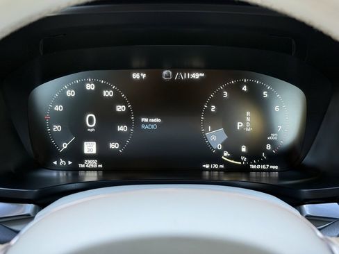 Used 2022 Volvo S60 B5 Momentum w/ Premium Package image 32