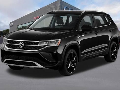 Used 2023 Volkswagen Taos SE image 1
